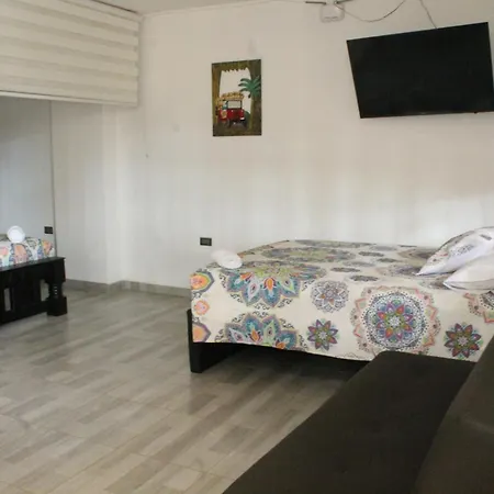 Apartahotel Avverato Guatape Exterior photo