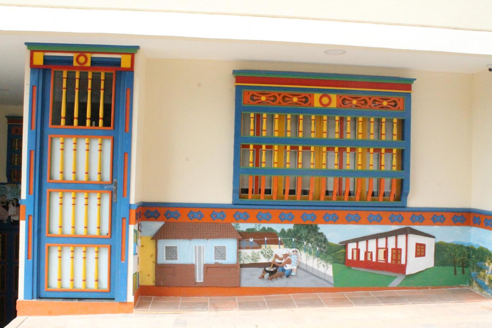 Avverato Guatape
